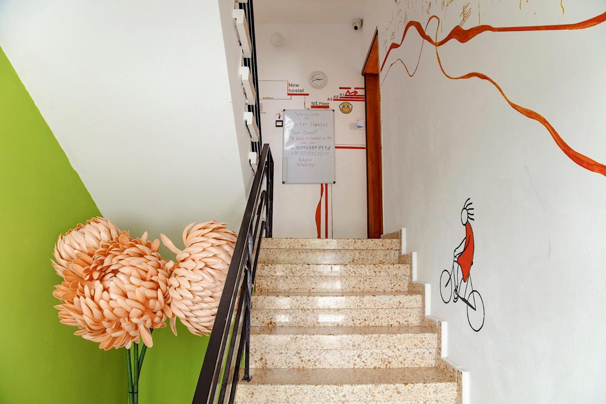 Enter Hostel Kyrenia  Esterno foto